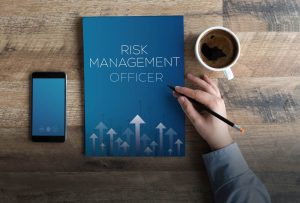 Risk Management Officer dalam Mengelola Risiko Bisnis